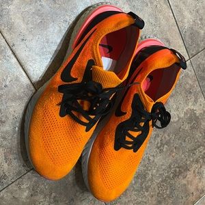 Women’s Running shoe